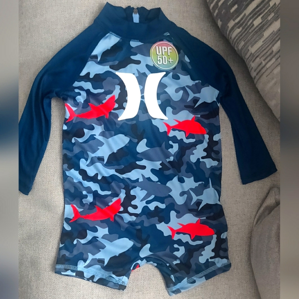 Hurley Camo Rashguard